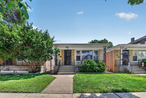 8603 Exchange Ave, Chicago, IL, 60617-3118 | Card Image