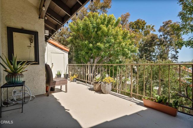 Large Balcony | Image 28