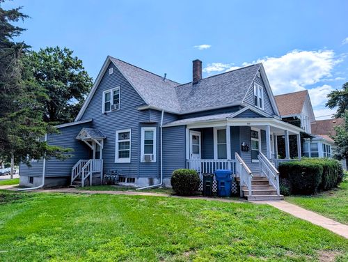 207 S Pine St, Davenport, IA, 52802-1775 | Card Image