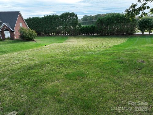 2638 Nicklaus Ct Ne, Conover, NC, 28613-9010 | Card Image