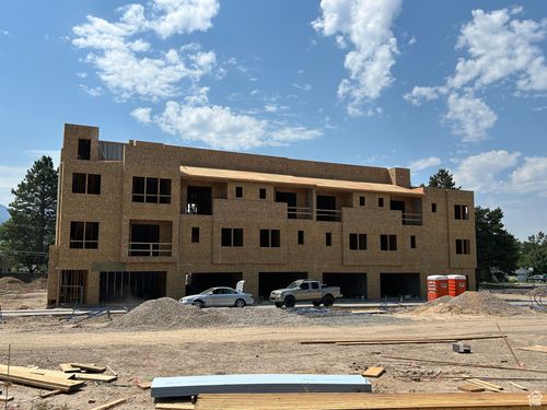 16-2172 Rising Wolf Ln, Holladay, UT, 84117 | Card Image