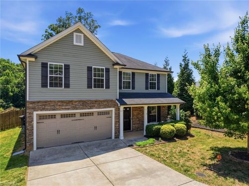 5023 Long Grove Dr, Kernersville, NC, 27284-7196 | Card Image