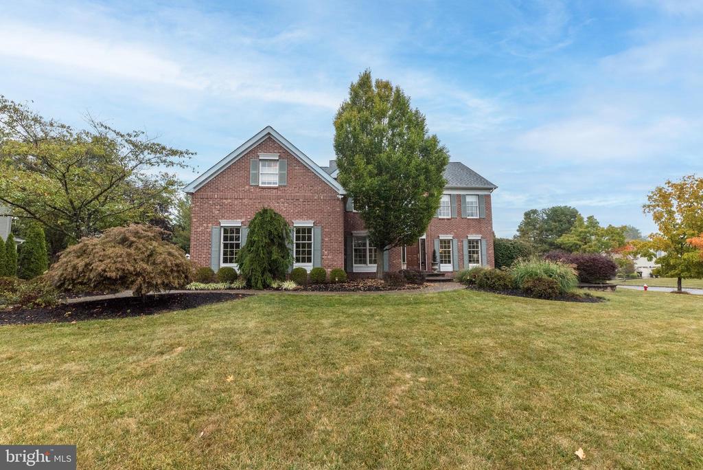 Carmel Dr, Jamison, PA 18929