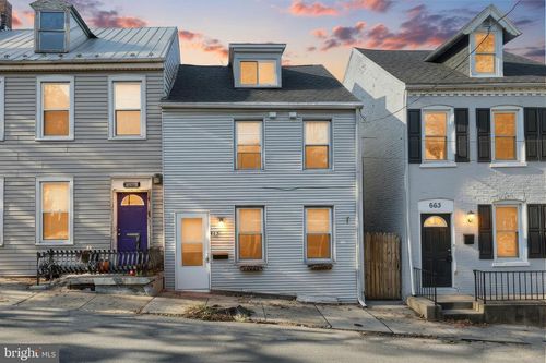 665 Fremont St, LANCASTER, PA, 17603-5556 | Card Image