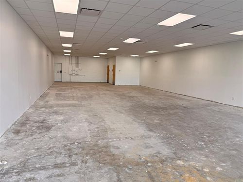 2948 Ryan St, Lake Charles, LA, 70601-8511 | Card Image