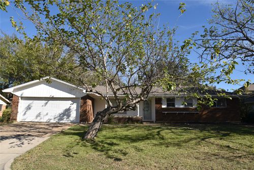 1212 Desiree Ln, Hurst, TX, 76053-4127 | Card Image
