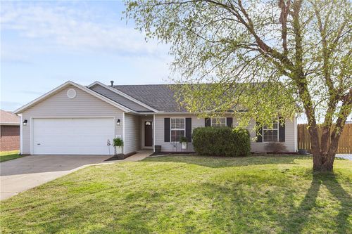 521 Highland St, Lowell, AR, 72745-8782 | Card Image