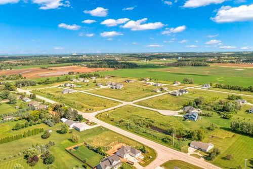 87 Kapur Dr, Sheboygan Falls, WI, 53085 | Card Image