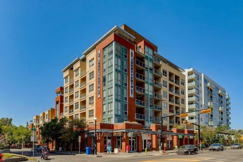 207-1110 3 Ave Nw, Calgary, AB, T2N4J3 | Card Image