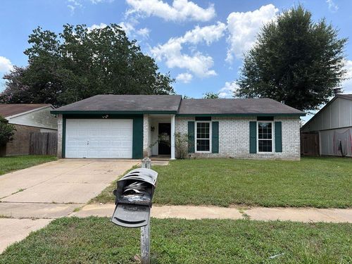 24206 Broken Bow Ln, Hockley, TX, 77447-9206 | Card Image