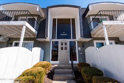 1515 La Fontenay Ct, Louisville, KY, 40223-3052 | Card Image