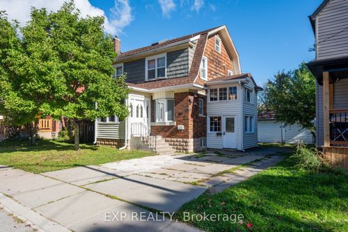 4613 Ryerson Cres, Niagara Falls, ON, L2E1E4 | Card Image