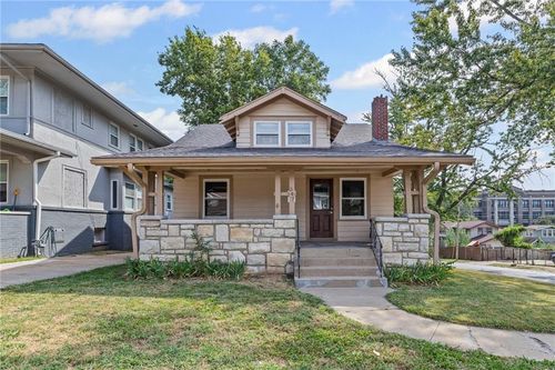 347 Lawn Ave, Kansas City, MO, 64124-2113 | Card Image