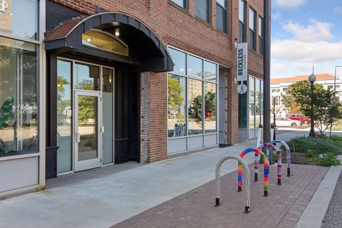 unit-302-523 Jackson St, Saint Paul, MN, 55101-2467 | Card Image