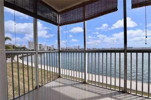 apt-m204-2910 Point East Dr, Aventura, FL, 33160-5039 | Card Image