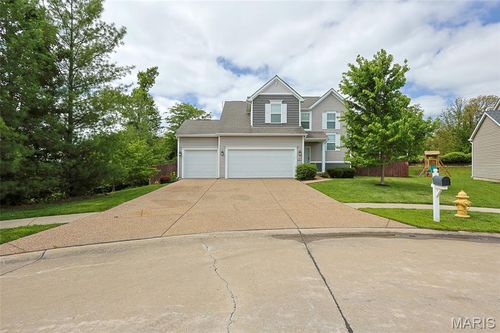 7 Sturgeon Ct, Wentzville, MO, 63385-5047 | Card Image