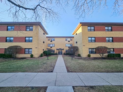 gn-9016 Lamon Ave, Skokie, IL, 60077-1756 | Card Image