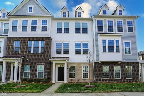 14573 Elsmere Ln, Carmel, IN, 46074-6164 | Card Image