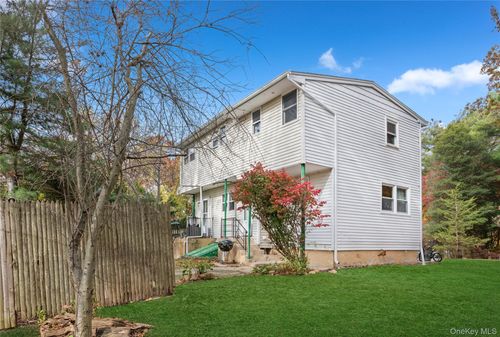 fl-2nd-246 Atlantic Pl, Hauppauge, NY, 11788-4458 | Card Image