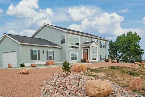 1867 W Costilla Dr, Pueblo West, CO, 81007-3305 | Card Image