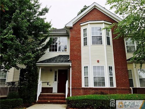 141 Forest Dr, Piscataway, NJ, 08854-2273 | Card Image