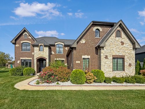 8884 Port Washington Dr, Frankfort, IL, 60423-1775 | Card Image