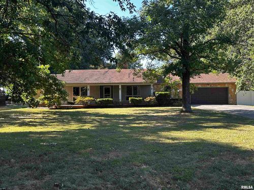 14862 State Highway 14, Benton, IL, 62812-4712 | Card Image