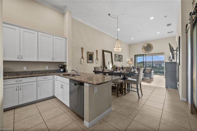 202 - 9366 Pocida Ct, Condo with 2 bedrooms, 2 bathrooms and 1 parking in Naples FL | Image 13
