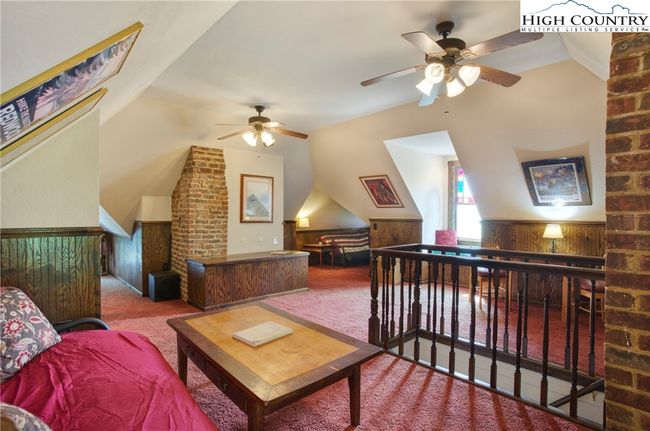 326 Green St, House other with 3 bedrooms, 4 bathrooms and null parking in Blowing Rock NC | Image 35