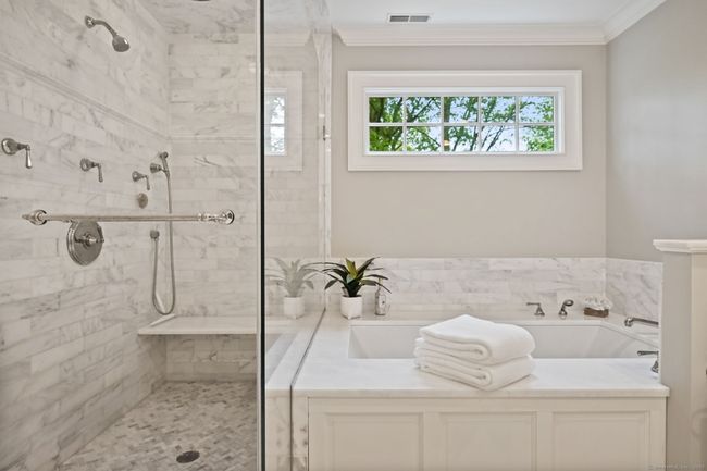 Beautiful Primary bath | Image 17
