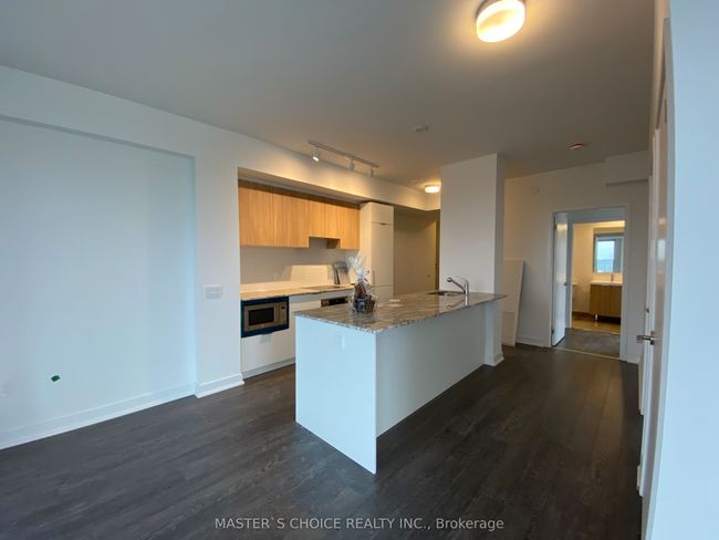 807 - 20 O'neill Rd, Condo with 2 bedrooms, 2 bathrooms and null parking in North York ON | Image 10