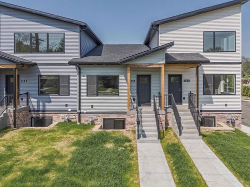 206 S Dewey Avenue, Reedsburg, WI, 53959 | Card Image