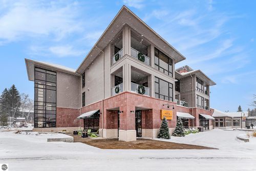 unit-8p-12450 Unit 8P Crystal Mountain Dr, Thompsonville, MI, 49683-9477 | Card Image