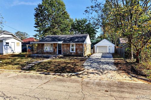 370 Oak Street, Lebanon, MO, 65536 | Card Image