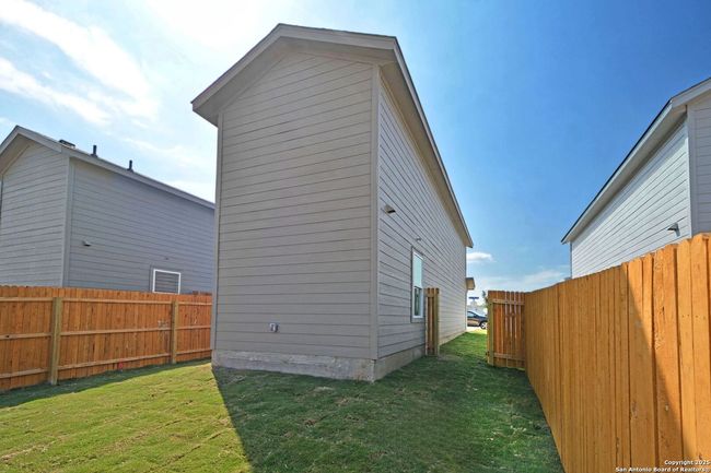 4974 Daisy Blossom, House other with 2 bedrooms, 2 bathrooms and null parking in Converse TX | Image 26