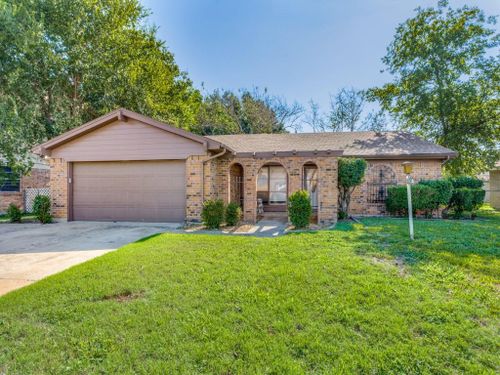 401 Deer Creek Road, Everman, TX, 76140 | Card Image