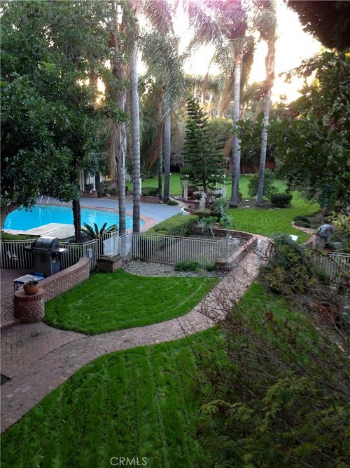 4645 Ledge Ave, Toluca Lake, CA, 91602-1535 | Card Image
