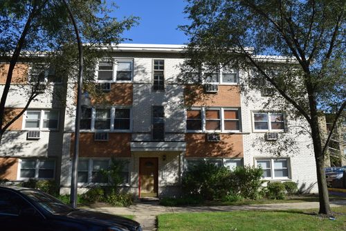 5e-7123 N Damen Ave, Chicago, IL, 60645-2447 | Card Image