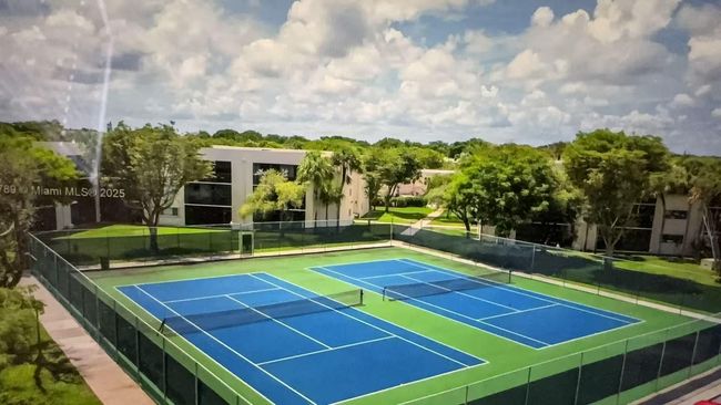 APT-322 - 8025 Sw 107 Th Ave, Condo with 2 bedrooms, 2 bathrooms and null parking in Miami FL | Image 18