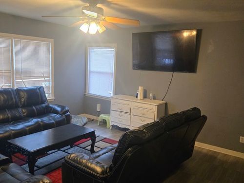 3912 12th St, Rock Island, IL, 61201-6011 | Card Image