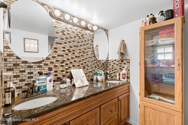 618 Americana Blvd Ne, House other with 3 bedrooms, 2 bathrooms and null parking in Palm Bay FL | Image 18