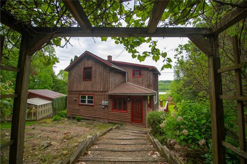 55 Elm Street Ext, Stoneboro, PA, 16153-3914 | Card Image