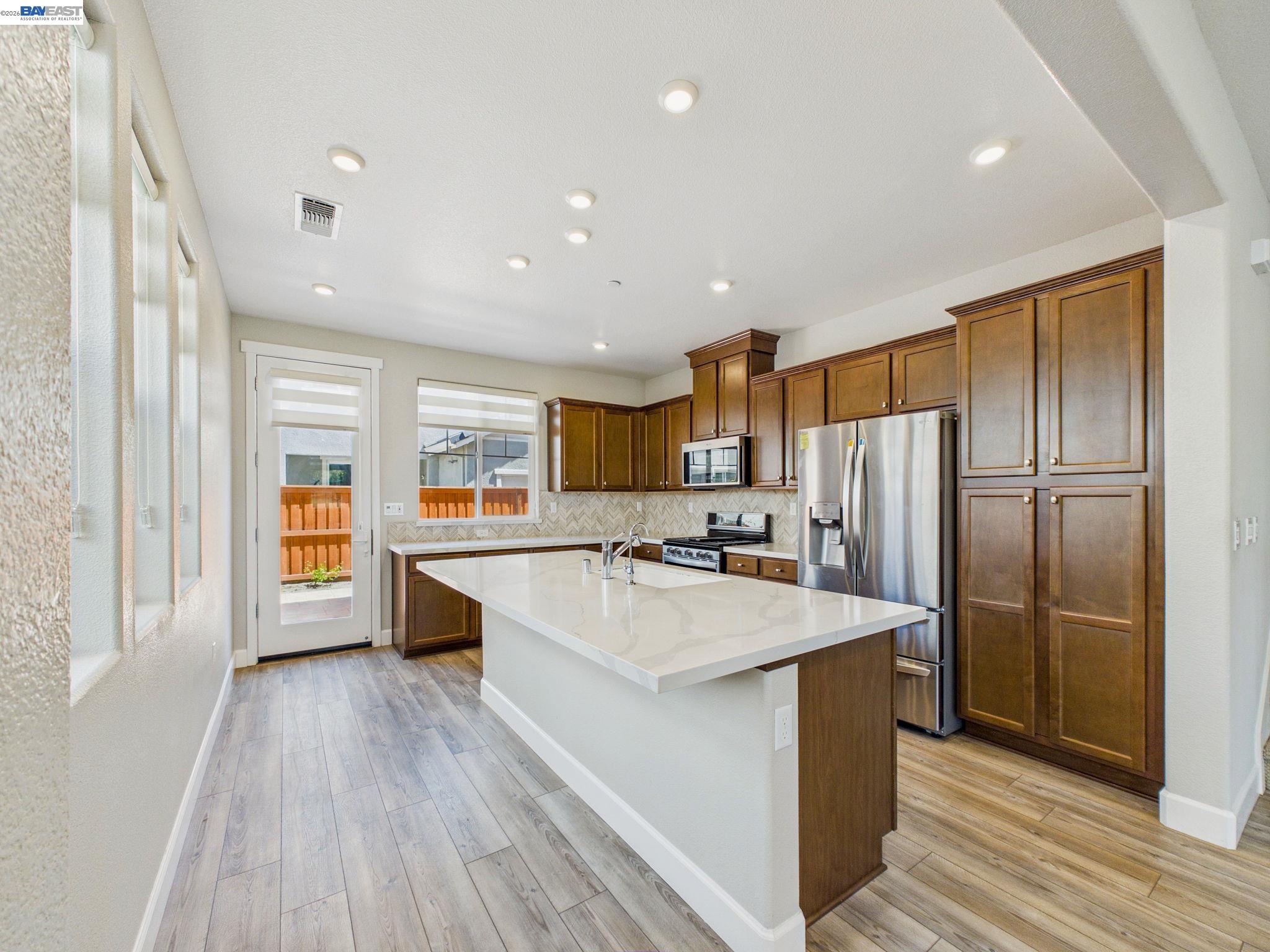 Residential in Mountain House