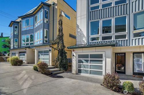 7526 43rd Ave S, Seattle, WA, 98118-3902 | Card Image
