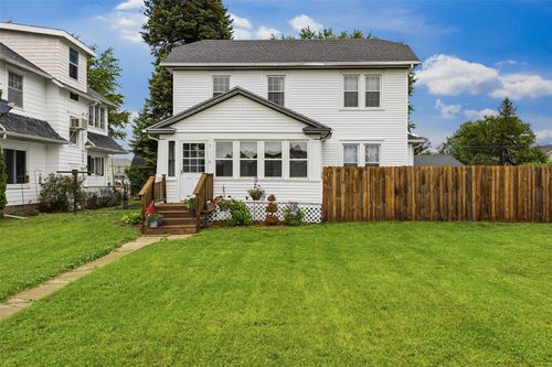 904 2nd Ave, Vinton, IA, 52349-1728 | Card Image