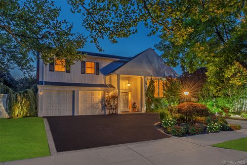 3160 Camden Ln, Merrick, NY, 11566-5105 | Card Image