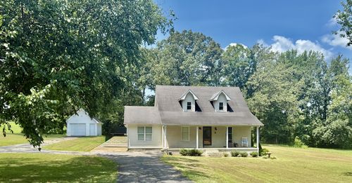 400 Clifty Village Ln, Paris, TN, 38242-9165 | Card Image