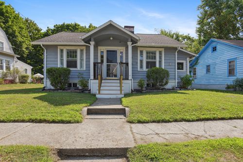 181 North St, Milford, CT, 06461-2652 | Card Image