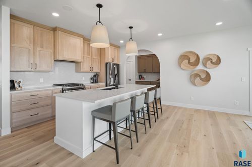 1127 E Thompson Pl, Tea, SD, 57064-8096 | Card Image