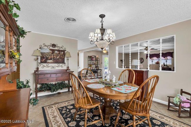 1405 3 Rd St, House other with 3 bedrooms, 2 bathrooms and null parking in Plains TX | Image 6